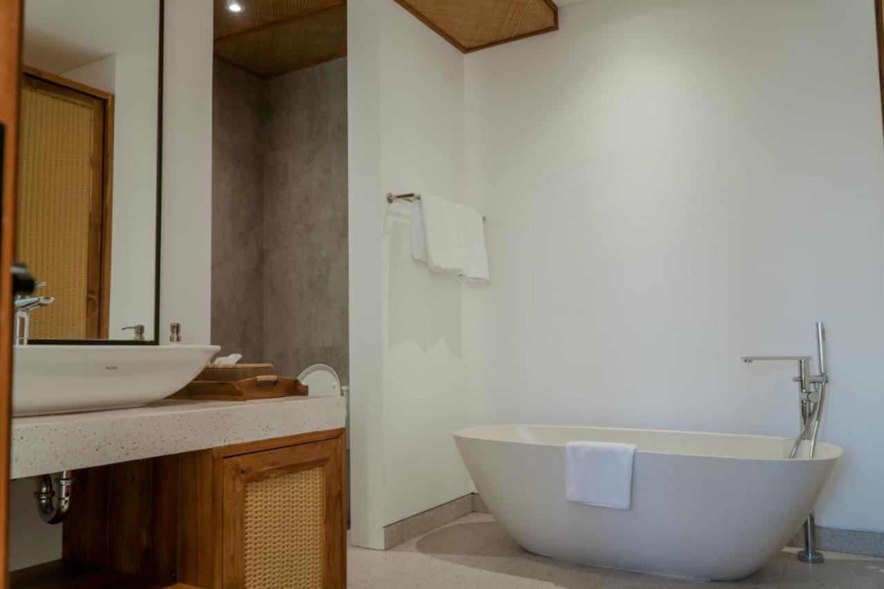 Ophelia Villa Canggu Εξωτερικό φωτογραφία